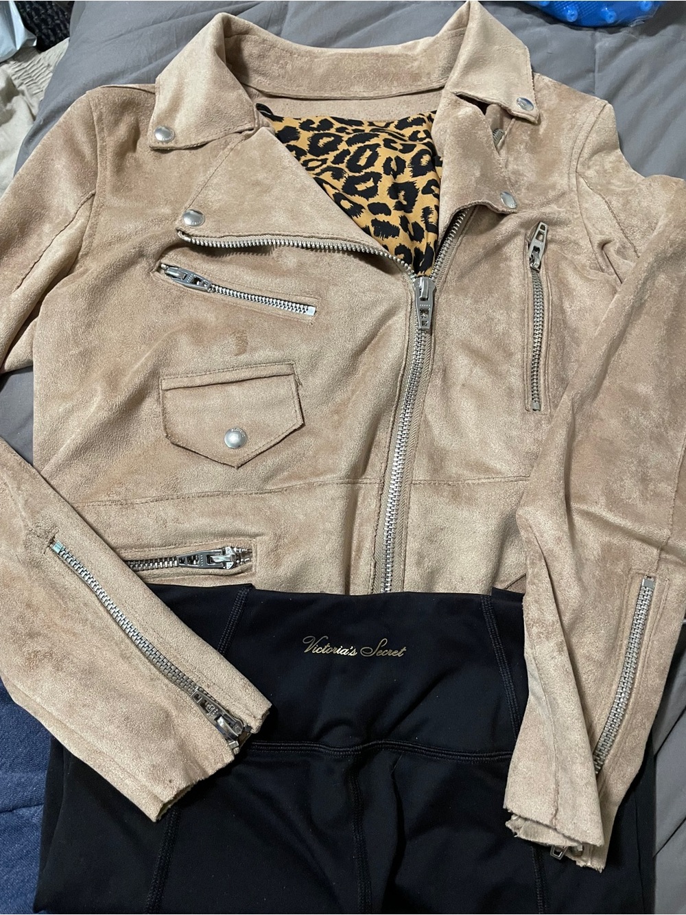 BLANKNYC Moto Jacket/VS capri leggings Size Xs/S /Bodysuit/Womens bundle Lot